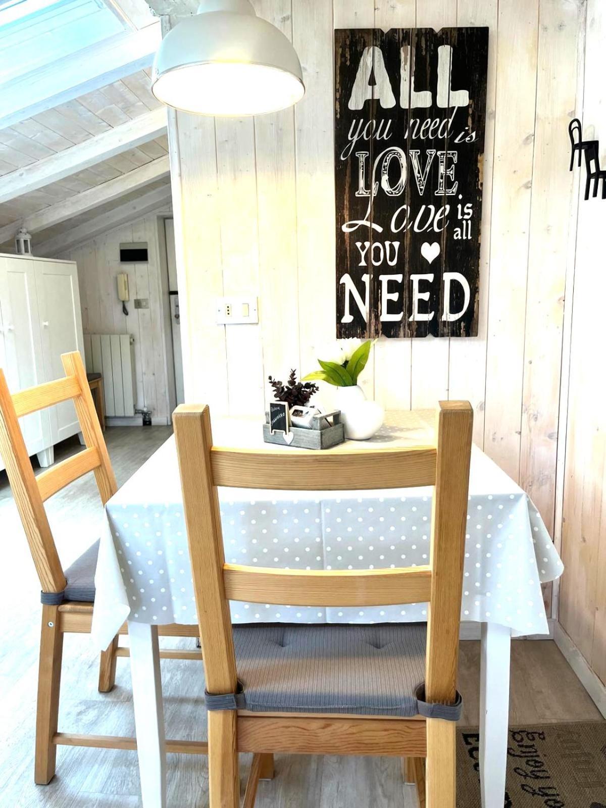 Il Piccolo Loft Nel Cuore Antico Di Aosta - You & Me Case Vacanza Exterior foto